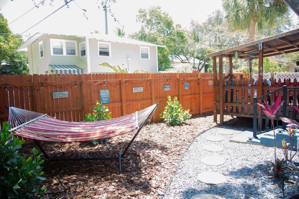 Two Bedroom Ranch With Private Deck Close To Beach Lake Worth Beach Exterior photo